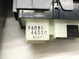 Toyota Avensis Verso Interrupteur commade lève-vitre 8403044020