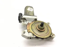 Ford Focus Motorino alzacristalli della portiera anteriore 900108H