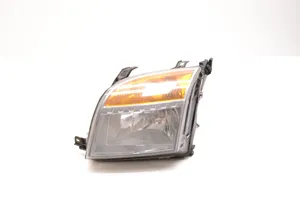 Ford Fusion Lampa przednia 24689700L