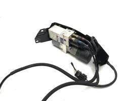 BMW 5 E60 E61 Siłownik elektryczny podnoszenia klapy tylnej / bagażnika 7111867