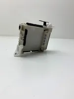 Toyota Prius (XW50) Module de contrôle carrosserie centrale 8273047530C