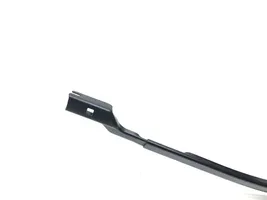 Toyota Prius (XW50) Front wiper blade arm 