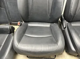 Toyota Prius (XW50) Kit intérieur 8219147160