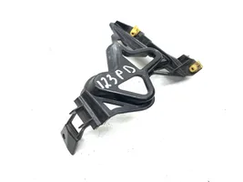 BMW 7 F01 F02 F03 F04 Supporto di montaggio del parafango 7046352