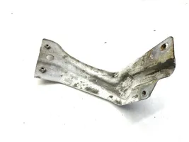 Volkswagen Scirocco Supporto di montaggio del parafango 1K8821136