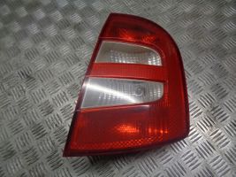 Skoda Fabia Mk1 (6Y) Lampy tylne / Komplet 6Y6945096B