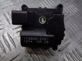 Toyota Avensis T250 Motorino attuatore ricircolo aria dell’A/C 113800-2051