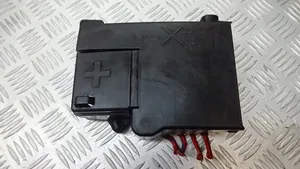 Opel Astra H Fuse box cover 