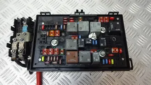 Opel Astra H Fuse box cover 