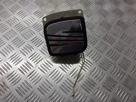 Seat Cordoba (6L) Przełącznik / Przycisk otwierania klapy bagażnika 6L6827573D