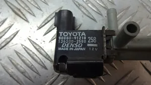 Toyota Corolla E120 E130 Zawór ciśnienia 90080-91218