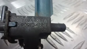 Toyota Avensis T220 Vakuuminis vožtuvas 90910-12219