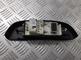 Toyota Yaris Support bouton lève vitre porte avant 84820-52170