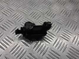 Toyota Yaris Вакуумный клапан 25819-33010