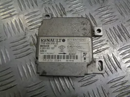 Renault Thalia I Module de contrôle airbag 7700428310