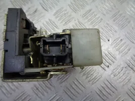 Renault Thalia I Rear door lock 7700431770