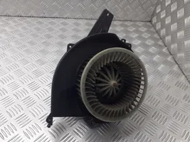 Volkswagen Polo IV 9N3 Moteur de ventilateur porte avant 6Q1819015