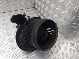 Volvo S80 Moteur de ventilateur porte avant 86577