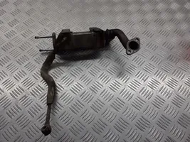 Toyota Auris 150 EGR-venttiilin/lauhduttimen kiinnike 25680-0R020-00