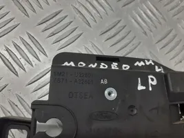 Ford Mondeo MK IV Priekinė atidarymo rankenėlė (vidinė) 6M21-U22601