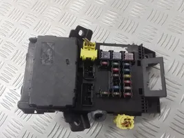 Toyota Avensis T220 High voltage junction box 82641-05011