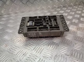 Rover 75 Coperchio scatola dei fusibili YQE103138