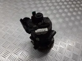 Renault Clio III Pompe d'injection de carburant à haute pression 8200423059-A