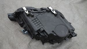 Volvo XC60 Lampa przednia 31420411