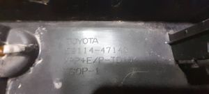 Toyota Prius (XW30) Ramka przedniej tablicy rejestracyjnej 