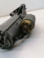 Opel Vivaro Starter motor 