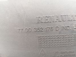 Renault Master II Pare-boue passage de roue avant 7700352176D