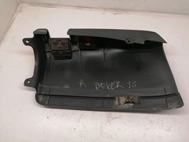 Peugeot Boxer Takapuskurin kulmaosan verhoilu 1300179604