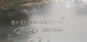 Ford Transit Kita variklio skyriaus detalė BK21V045B32AC