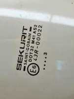 Ford Transit Front door window/glass (coupe) 43R00022