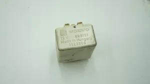 Volvo 740 Fuel pump relay 3523608