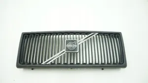 Volvo 240 Grille calandre supérieure de pare-chocs avant 