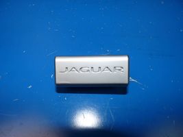 Jaguar XE Valmistajan merkki/logo/tunnus GX73045F44AA