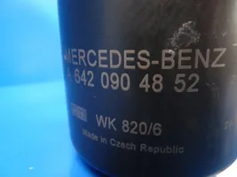 Mercedes-Benz A W176 Boîtier de filtre à carburant A6420904852