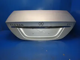 Mercedes-Benz CLS C219 Takaluukun/tavaratilan kansi 