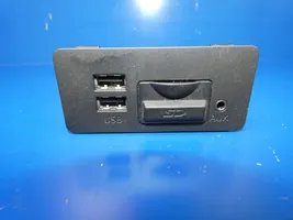 Mazda 3 II USB-pistokeliitin BHP1669U0