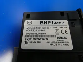 Mazda 3 II USB-pistokeliitin BHP1669U0