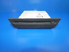 Mazda 3 II Navigaatioyksikkö CD/DVD-soitin BJE8669G0