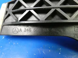 Mercedes-Benz B W246 W242 Jäähdyttimen kannatin A2465040340