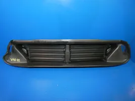 Volvo V40 Déflecteur d'air de radiateur de refroidissement 31383814