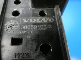 Volvo V40 Ramka / Moduł bezpieczników 30659192