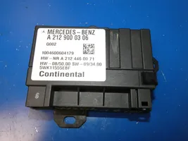 Mercedes-Benz C W204 Unité de commande / module de pompe à carburant A2129000306