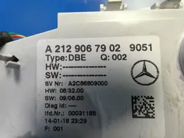 Mercedes-Benz E W212 Światło fotela przedniego A0009055200