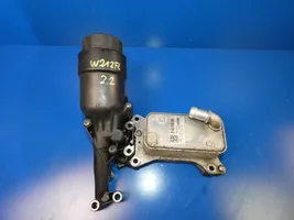 Mercedes-Benz E W212 Support de filtre à huile A6511800665