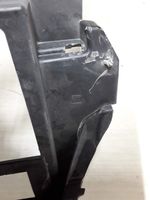 Mercedes-Benz SL R231 Soporte del parachoques delantero A2318851365