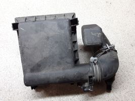 Toyota Auris E180 Coperchio scatola del filtro dell’aria 177050T060